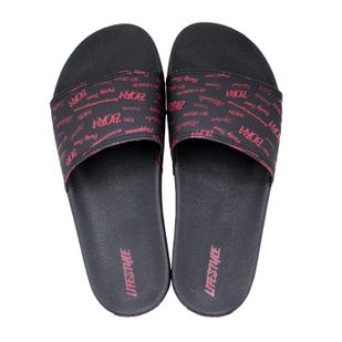 Chinelo_Slide_Lifestyle_Preto_955